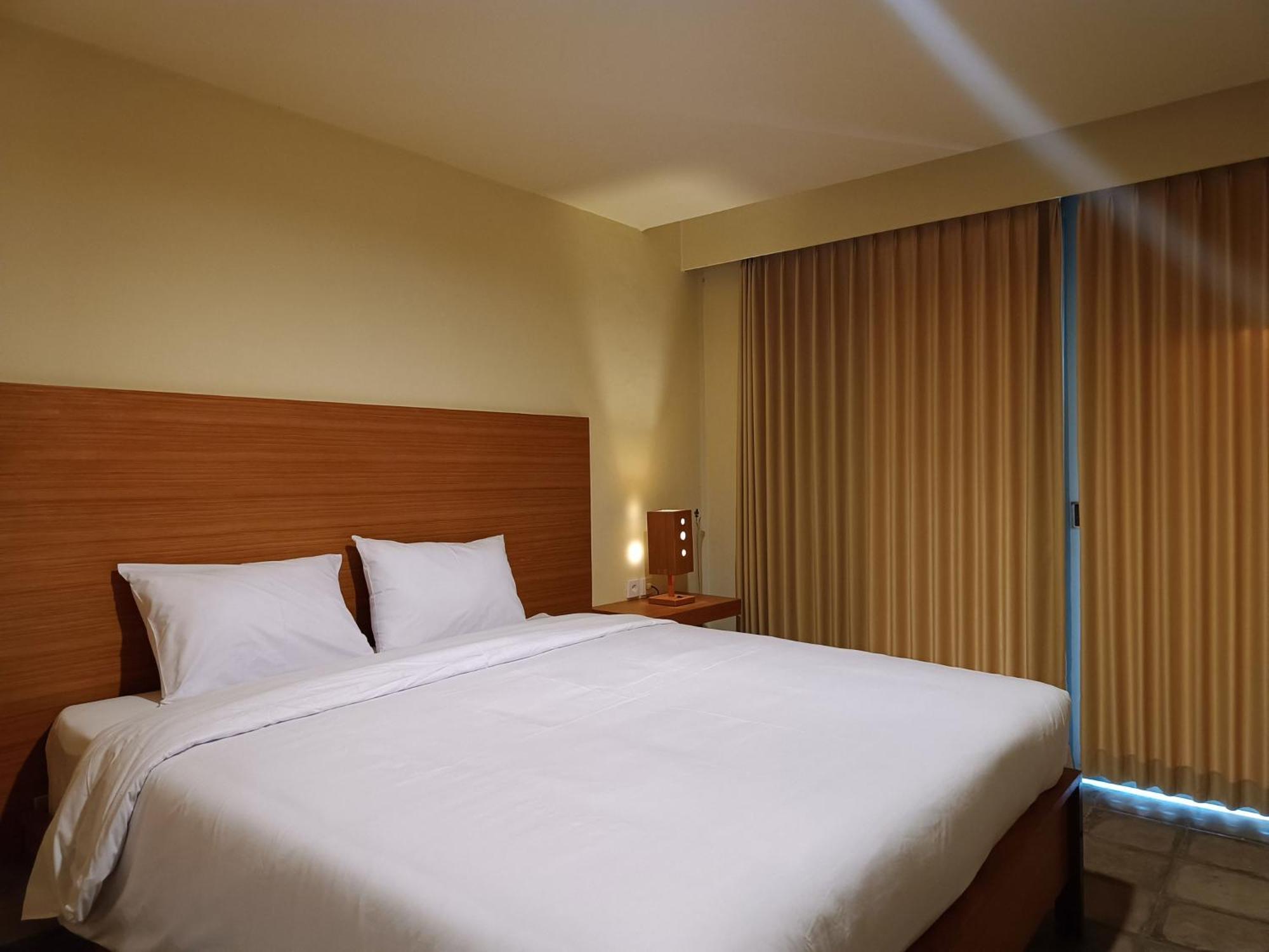 Hotel Kuta Living By Kamara 3*