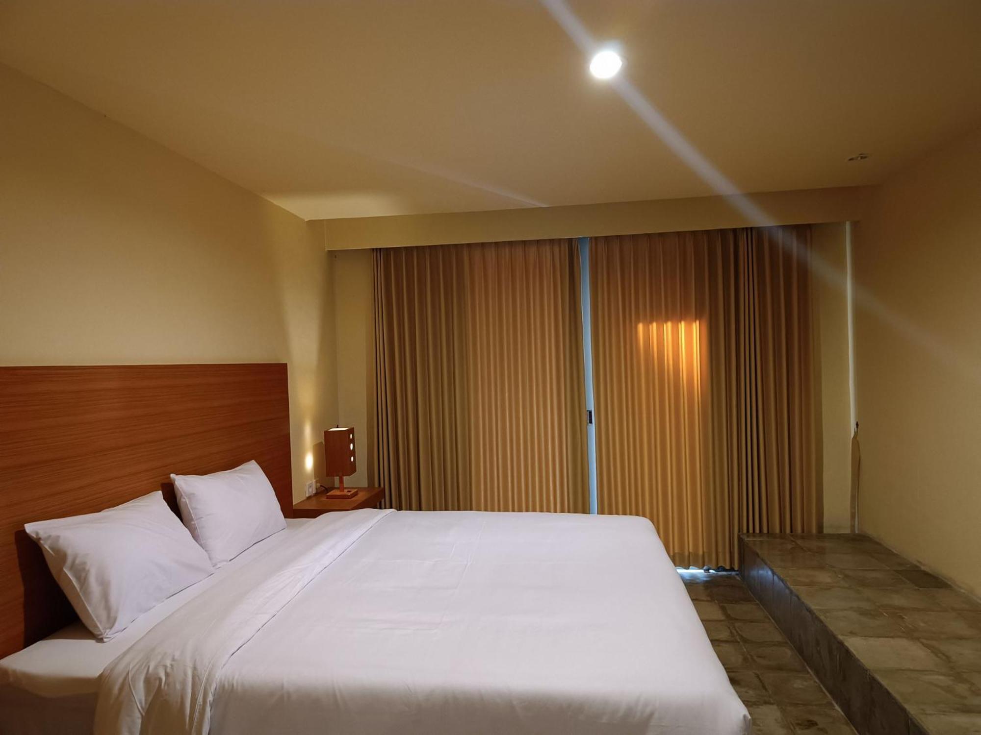 Hotel Kuta Living By Kamara Kuta Lombok